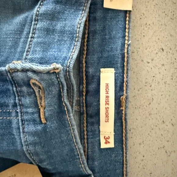 Levi's Blue Jeans Distressed Denim - Picture 3 of 5